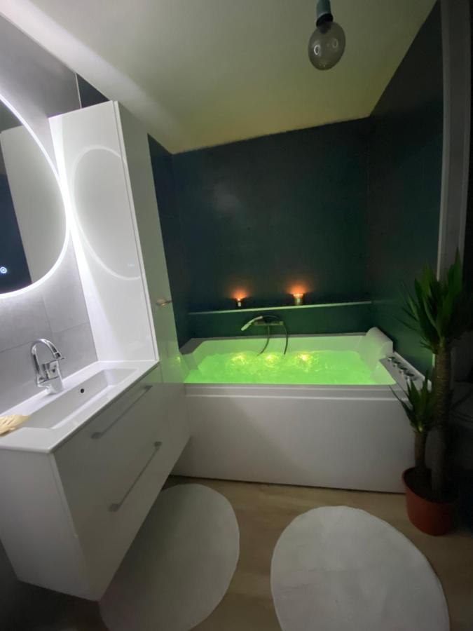Sublime Appartement Avec Balneo Toulouse Exterior foto